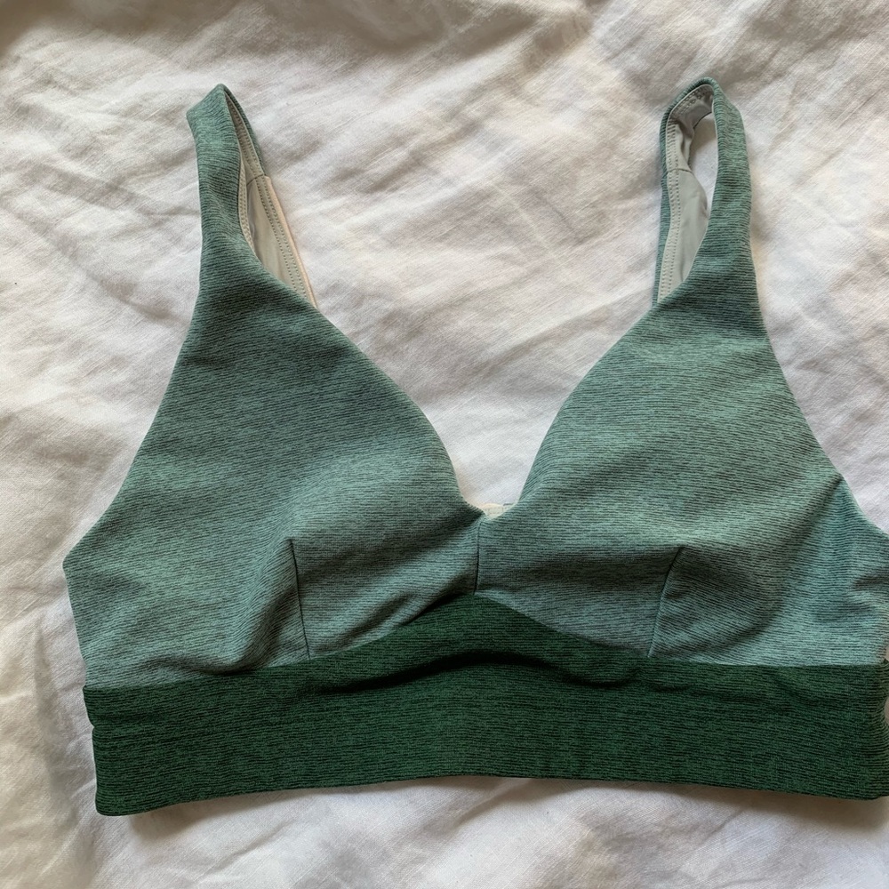 Outdoor Voices Bra